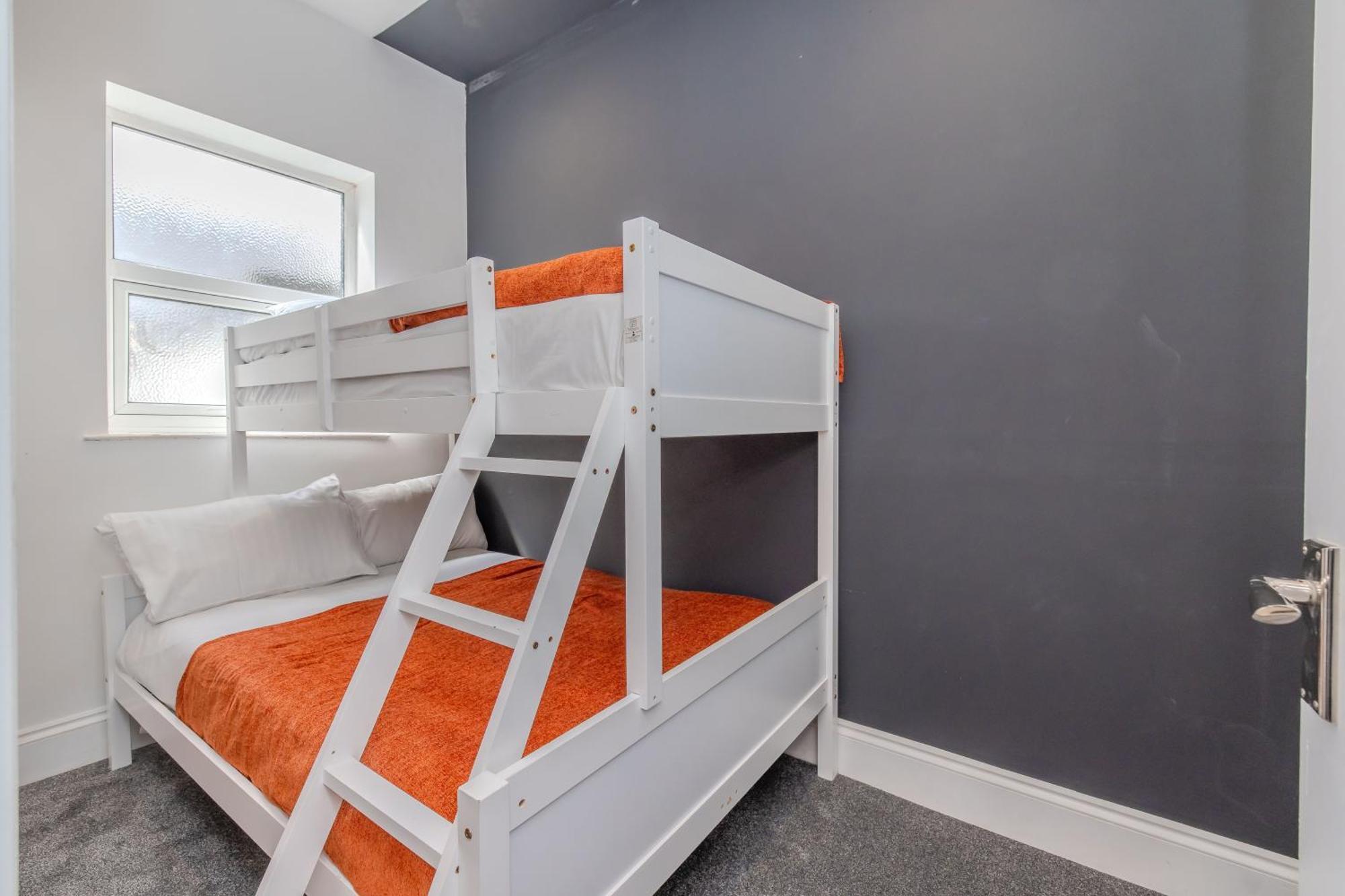 2 Bedroom Flat Next To Brighton Station & Beach I Sleep 8 Guests Екстер'єр фото