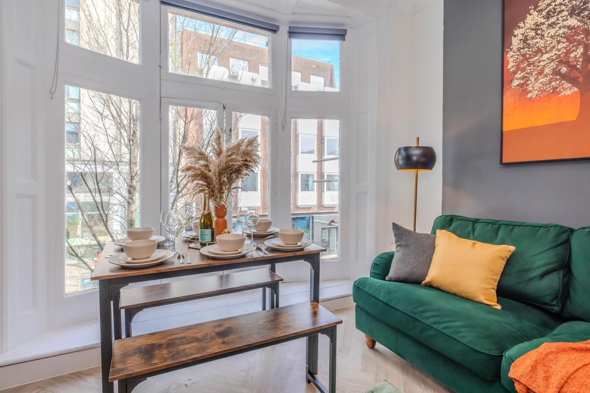 2 Bedroom Flat Next To Brighton Station & Beach I Sleep 8 Guests Екстер'єр фото