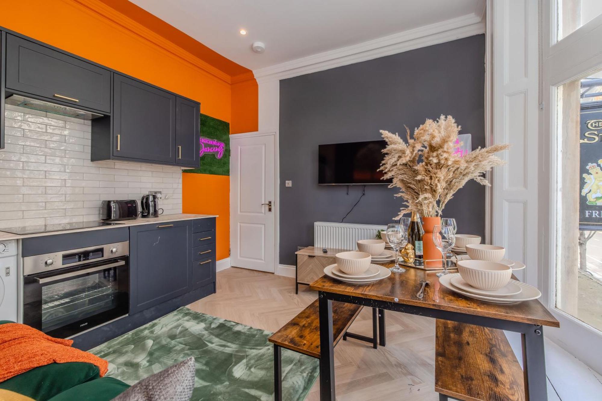 2 Bedroom Flat Next To Brighton Station & Beach I Sleep 8 Guests Екстер'єр фото